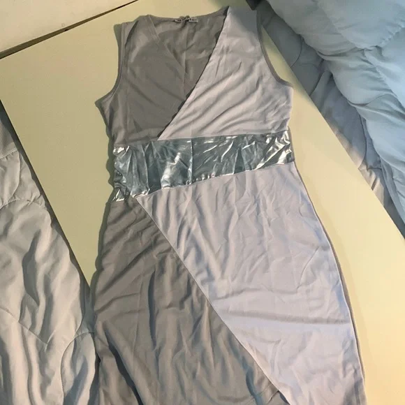 aqe fashion | Dresses | New Cute Mini Dress In Grey White And Silver |  Poshmark